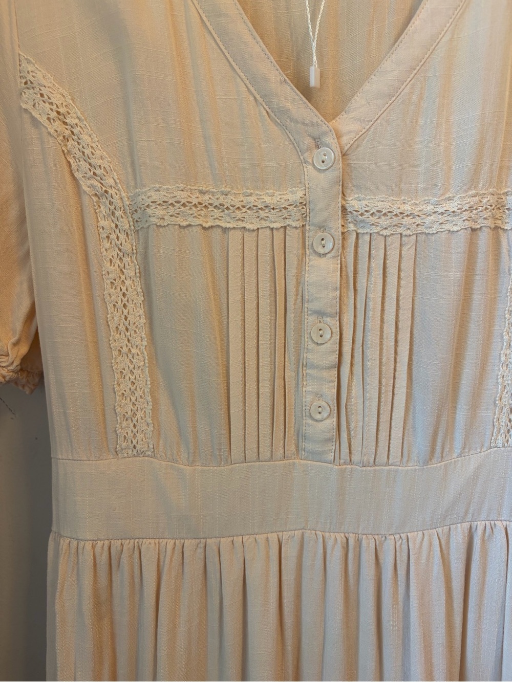 Baltic Born Women’s Cream Midi Dress Size M Puff Sleeve Smocked Cottagecore Boho - Picture 3 of 6